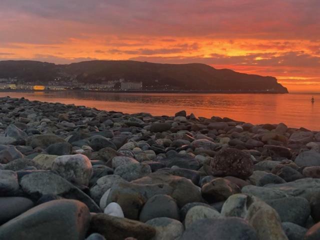 The Manor Hotel Llandudno Dış mekan fotoğraf